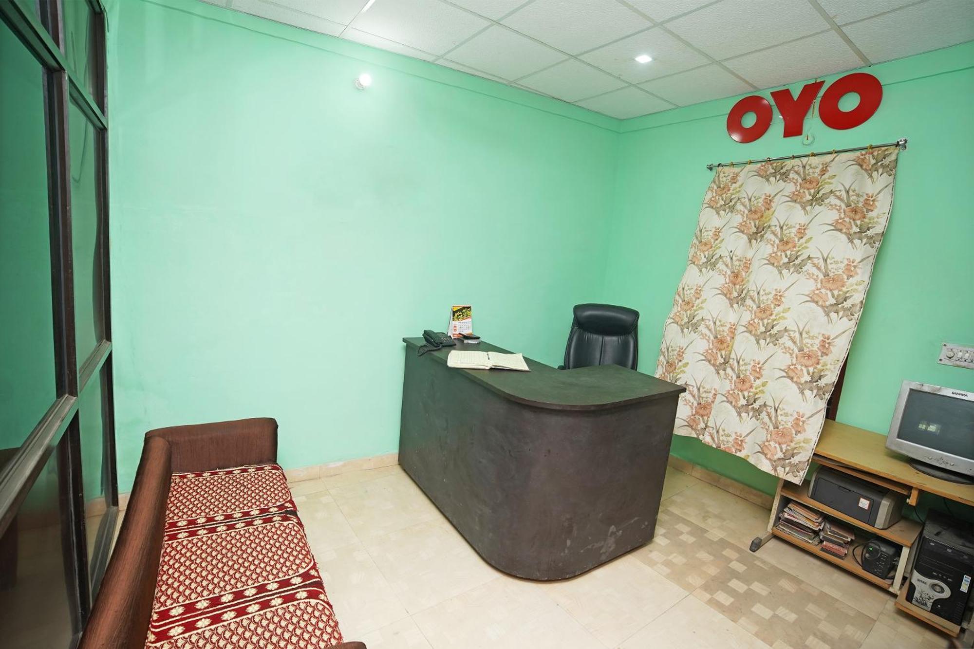 Hotel O Paras Guest House & Restaurant Haldwāni Εξωτερικό φωτογραφία