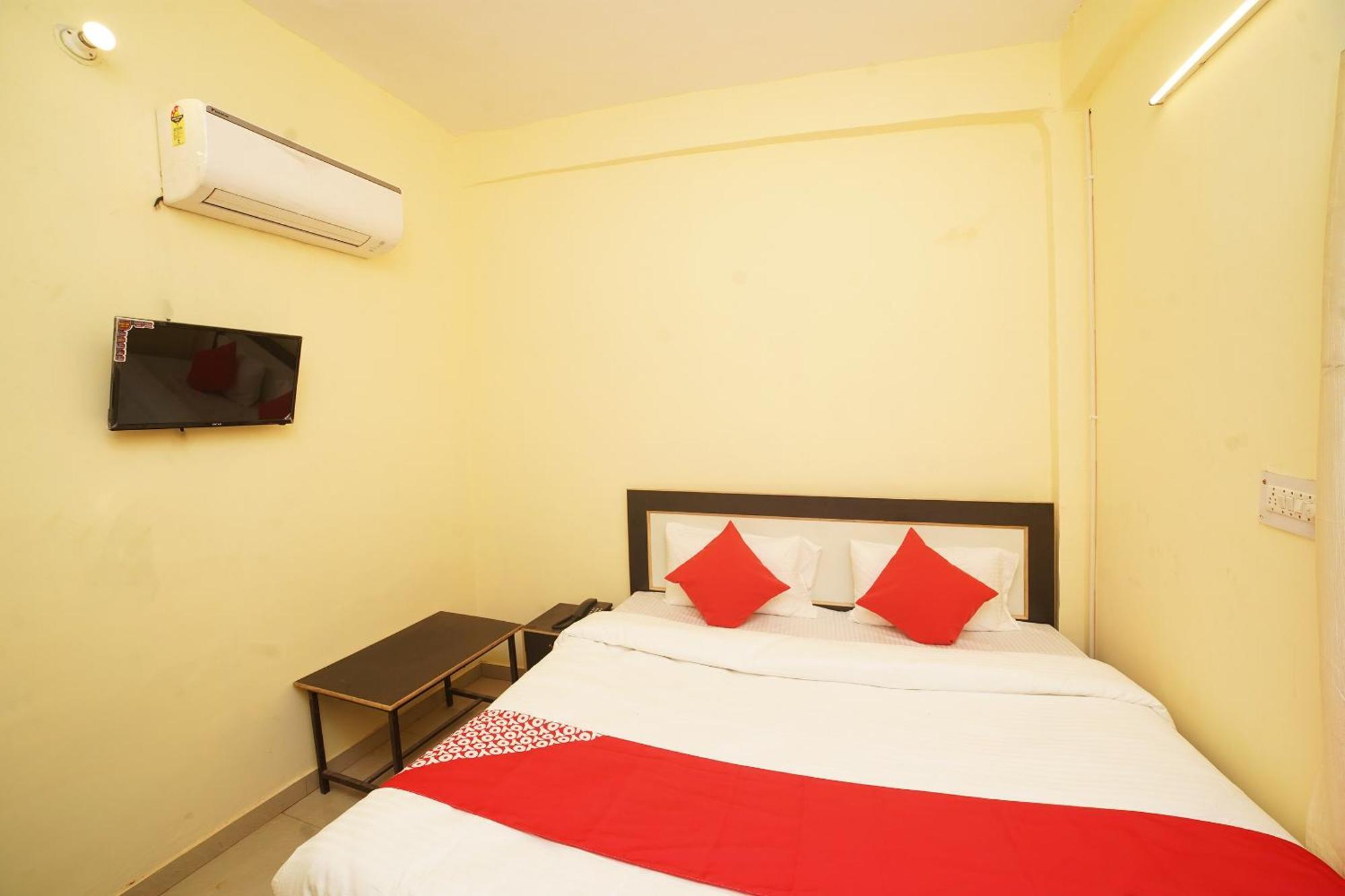 Hotel O Paras Guest House & Restaurant Haldwāni Εξωτερικό φωτογραφία