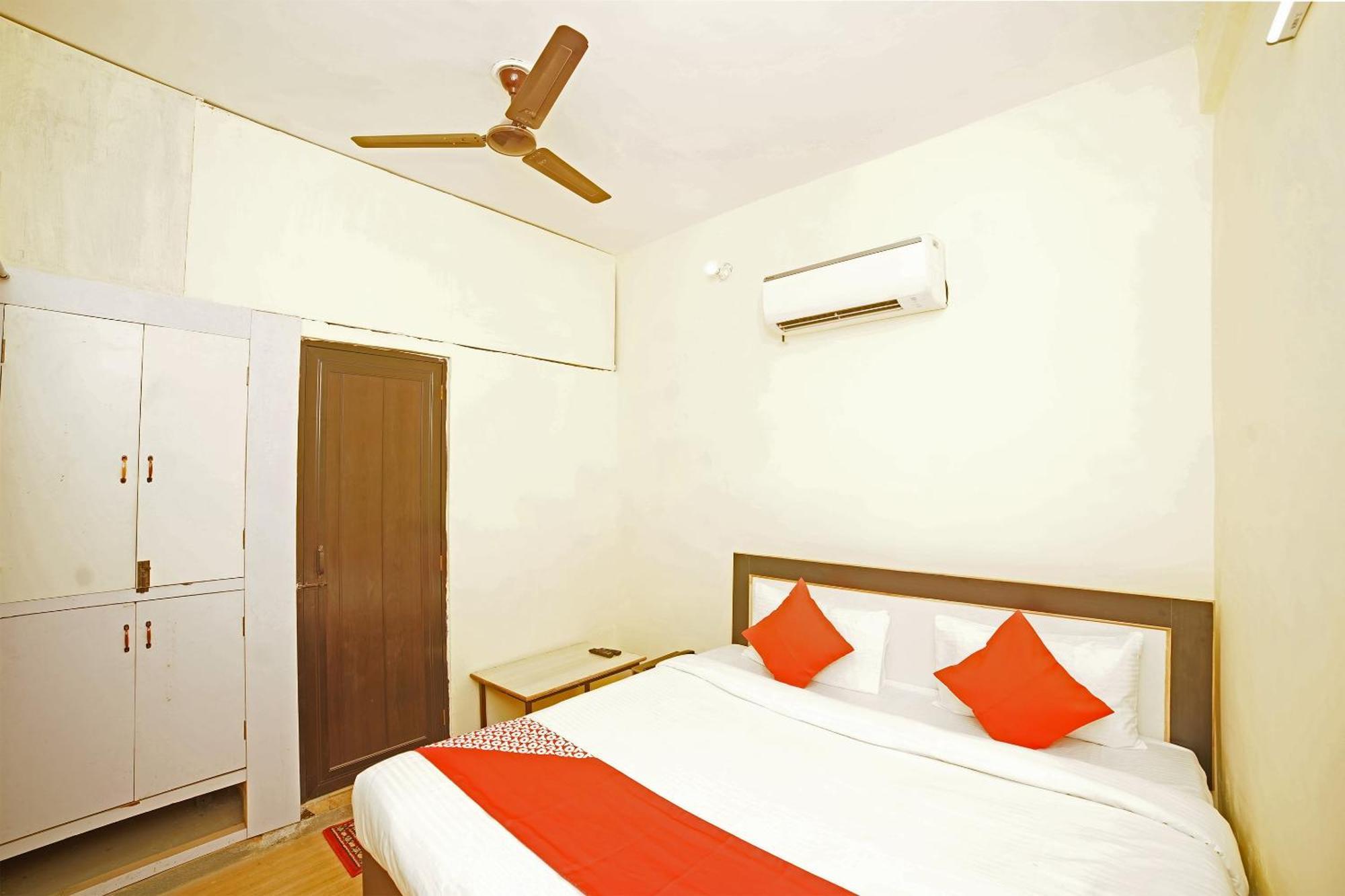 Hotel O Paras Guest House & Restaurant Haldwāni Εξωτερικό φωτογραφία